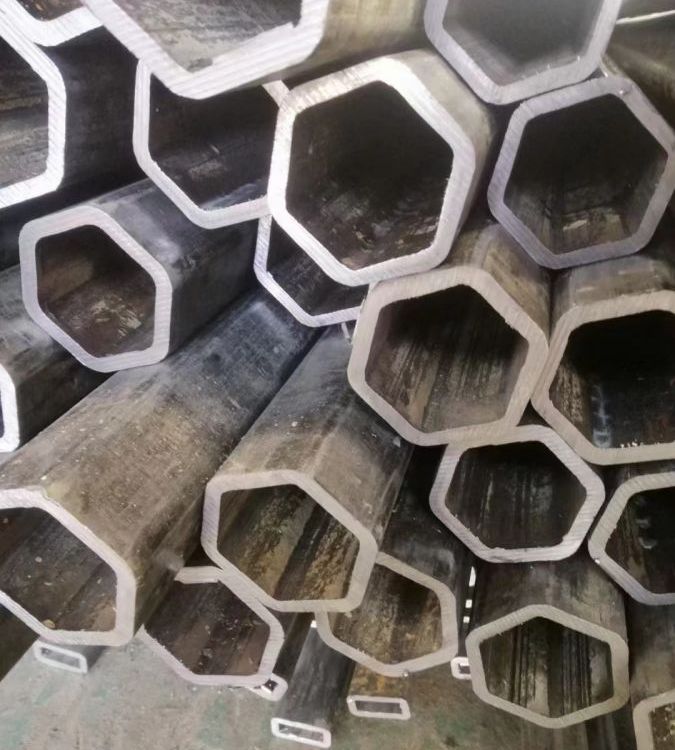異型管